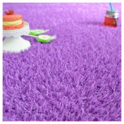 Gazon Synthétique Happy Party - Couleur Violet - Classé Feu - 20mm - 1m X 8m