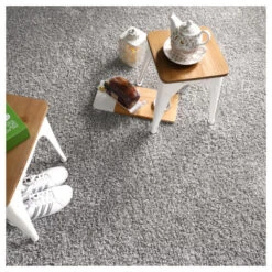 Gazon Synthétique Arty - Couleur Gris Clair - 20mm - 1m X 7m -Flora Soldes 6476ea5db6ac37.34296731